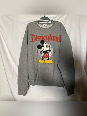 Disneyland Crewneck